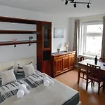 Daire Auszeit Im Herzen Von Mit Privatgarage Villach
