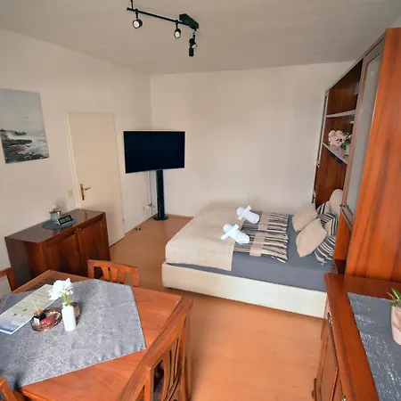 Lägenhet Auszeit Im Herzen Von Mit Privatgarage