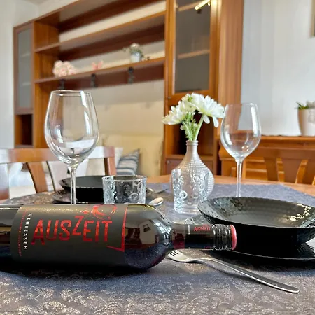 Auszeit Im Herzen Von Mit Privatgarage Appartamento Villach